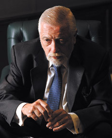 Eduardo Luis Duhalde Eduardo Luis Duhalde