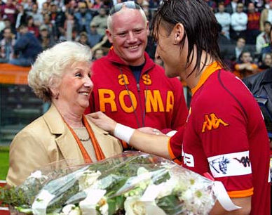 Estela con Totti